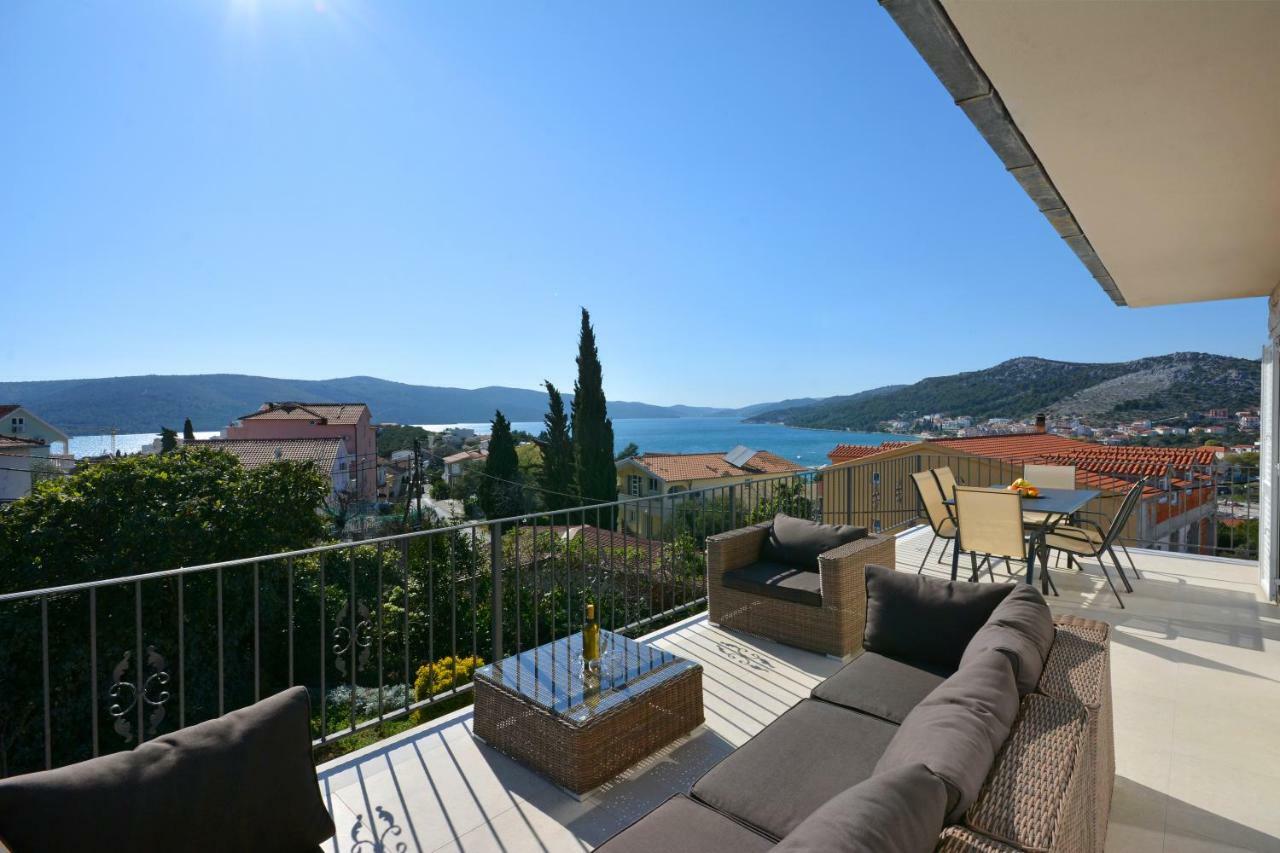 Apartment Reljic Seget Vranjica Buitenkant foto