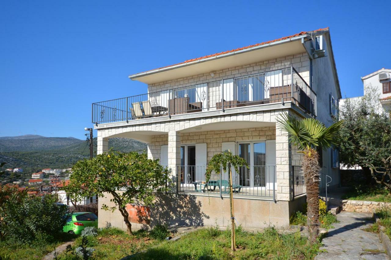 Apartment Reljic Seget Vranjica Buitenkant foto