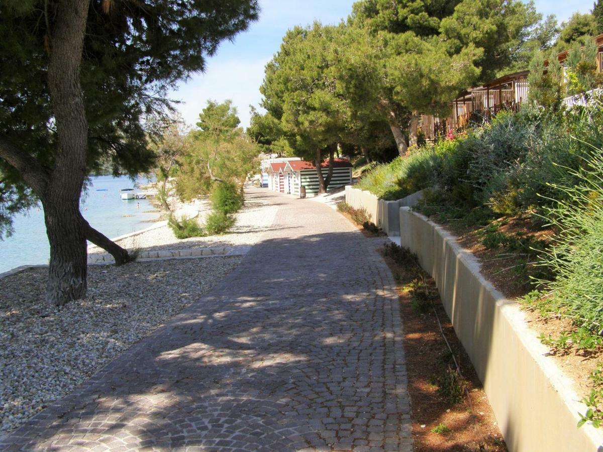 Apartment Reljic Seget Vranjica Buitenkant foto